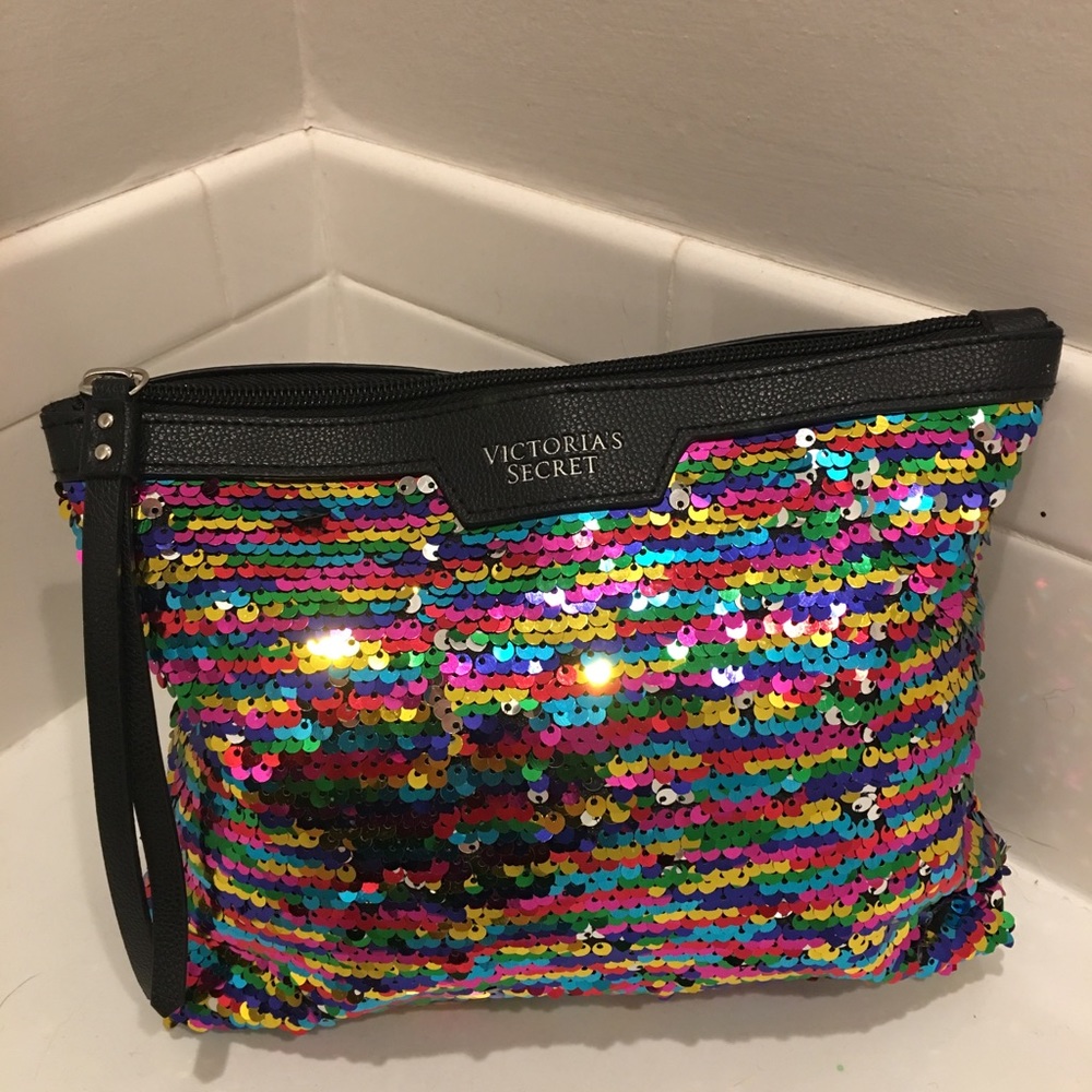 🌈 Victoria’s Secret Rainbow Sequin Makeup Bag 🌈